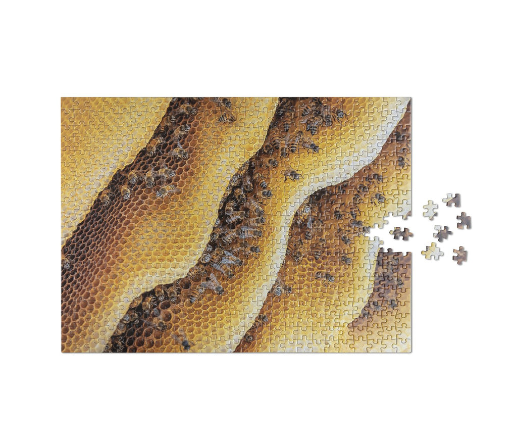 puzzle bee wildlife pattern 2