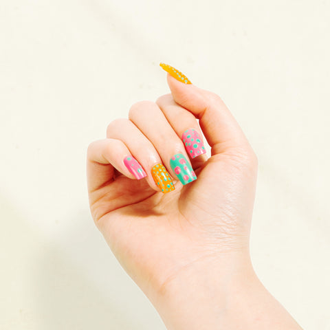 poketo nail polish in various colors 13