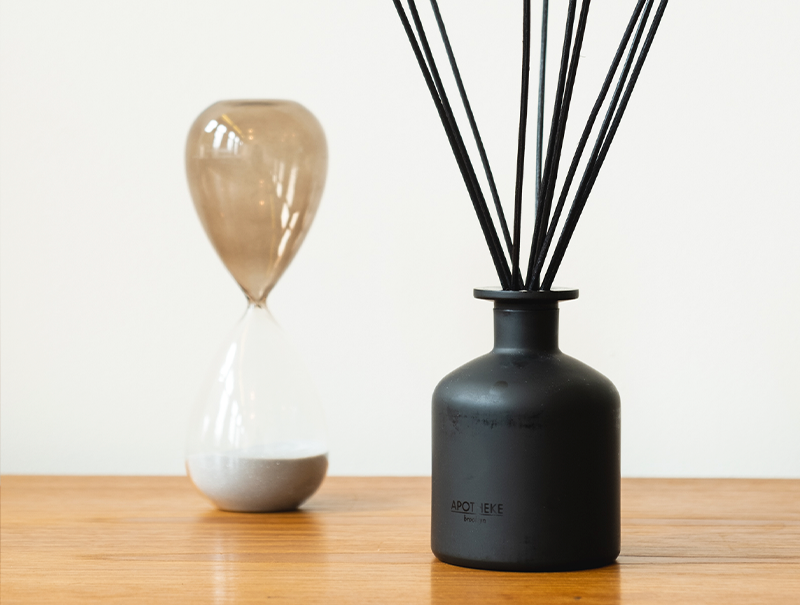 charcoal reed diffuser design by apotheke 2